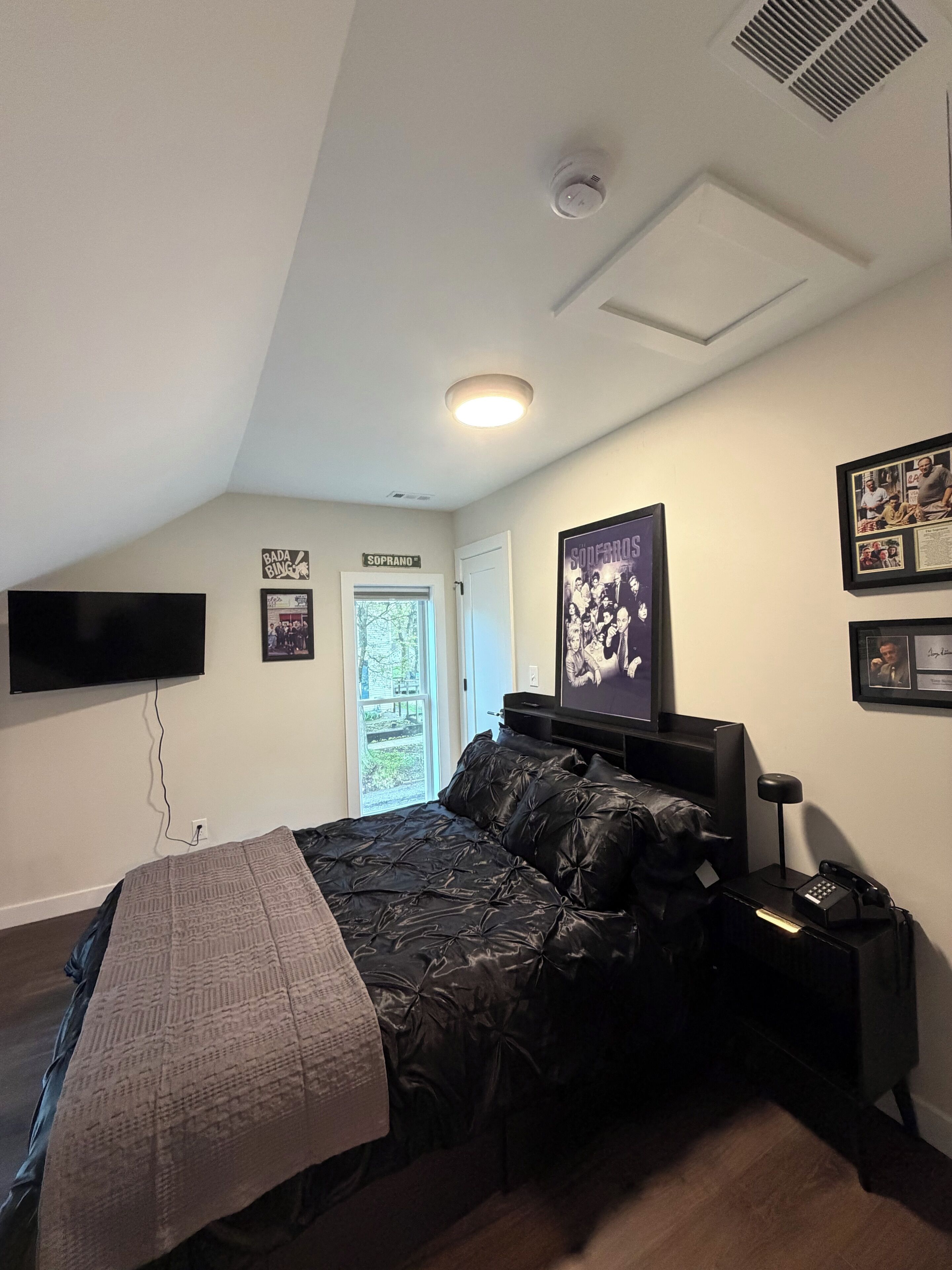 4 Schlafzimmer, Bügeleisen/Bügelbrett, Internetzugang, Bettwäsche
