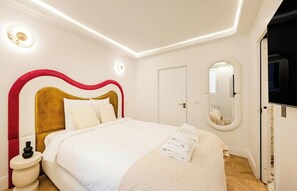 3 Schlafzimmer, Schreibtisch, Bügeleisen/Bügelbrett, kostenloses WLAN
