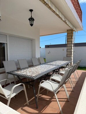 Outdoor dining - Vrbo Property (Vinaròs)