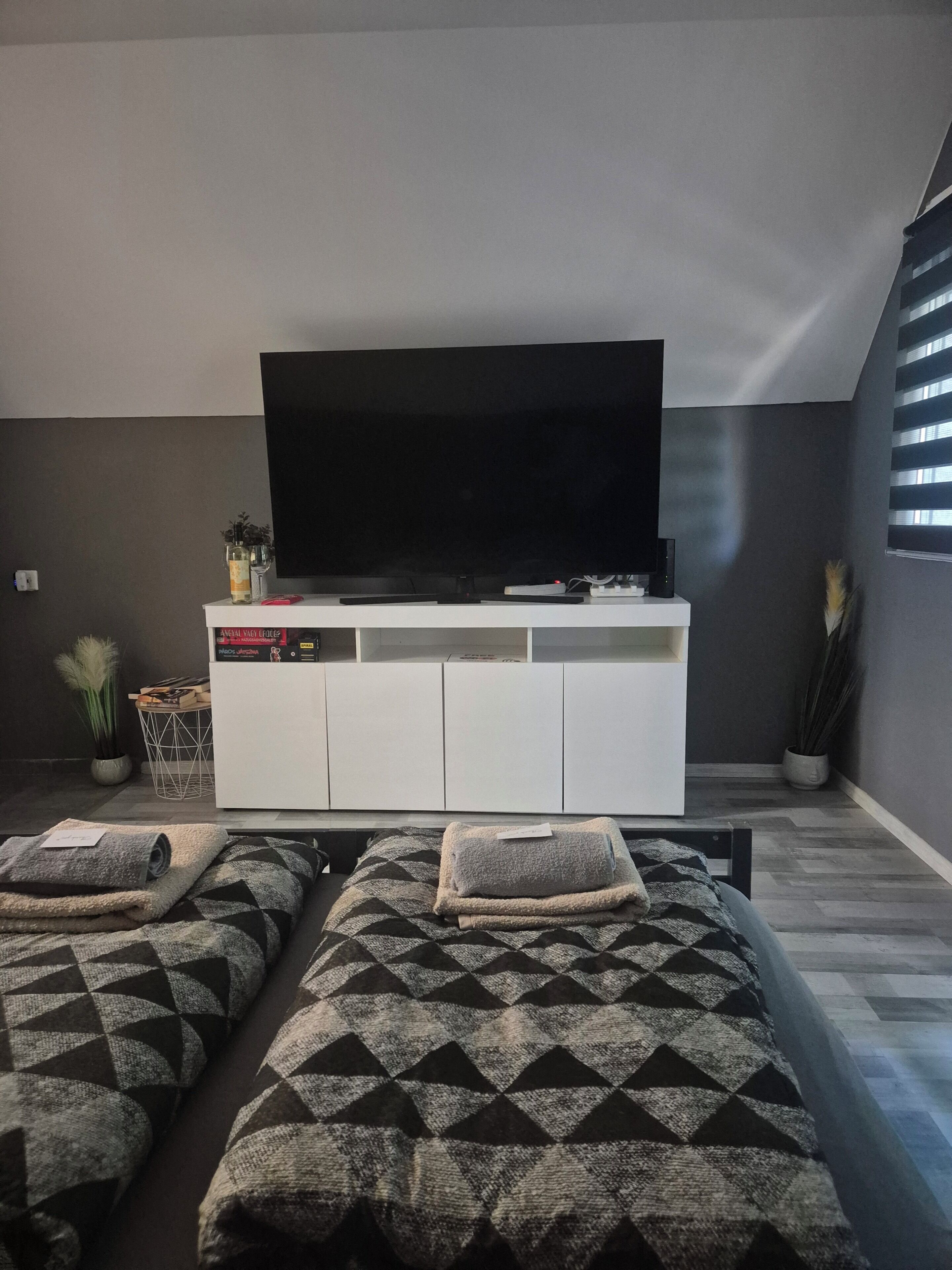 6 chambres, Wi-Fi, draps fournis