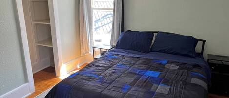 3 chambres, fer et planche Ă repasser, Wi-Fi, draps fournis