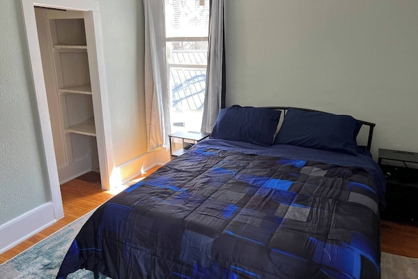 3 Schlafzimmer, Bügeleisen/Bügelbrett, WLAN, Bettwäsche