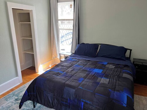 Bright 3-bedroom townhome in Potsdam walk to SUNY, Clarkson downtown