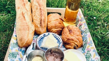 Breakfast meal