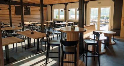 Restaurace a penzion Racek
