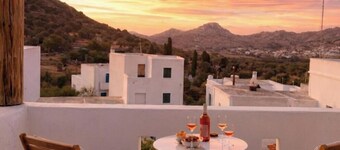 Naxos Damarionas Retreat | Newly Renovated Cycladic House with Views