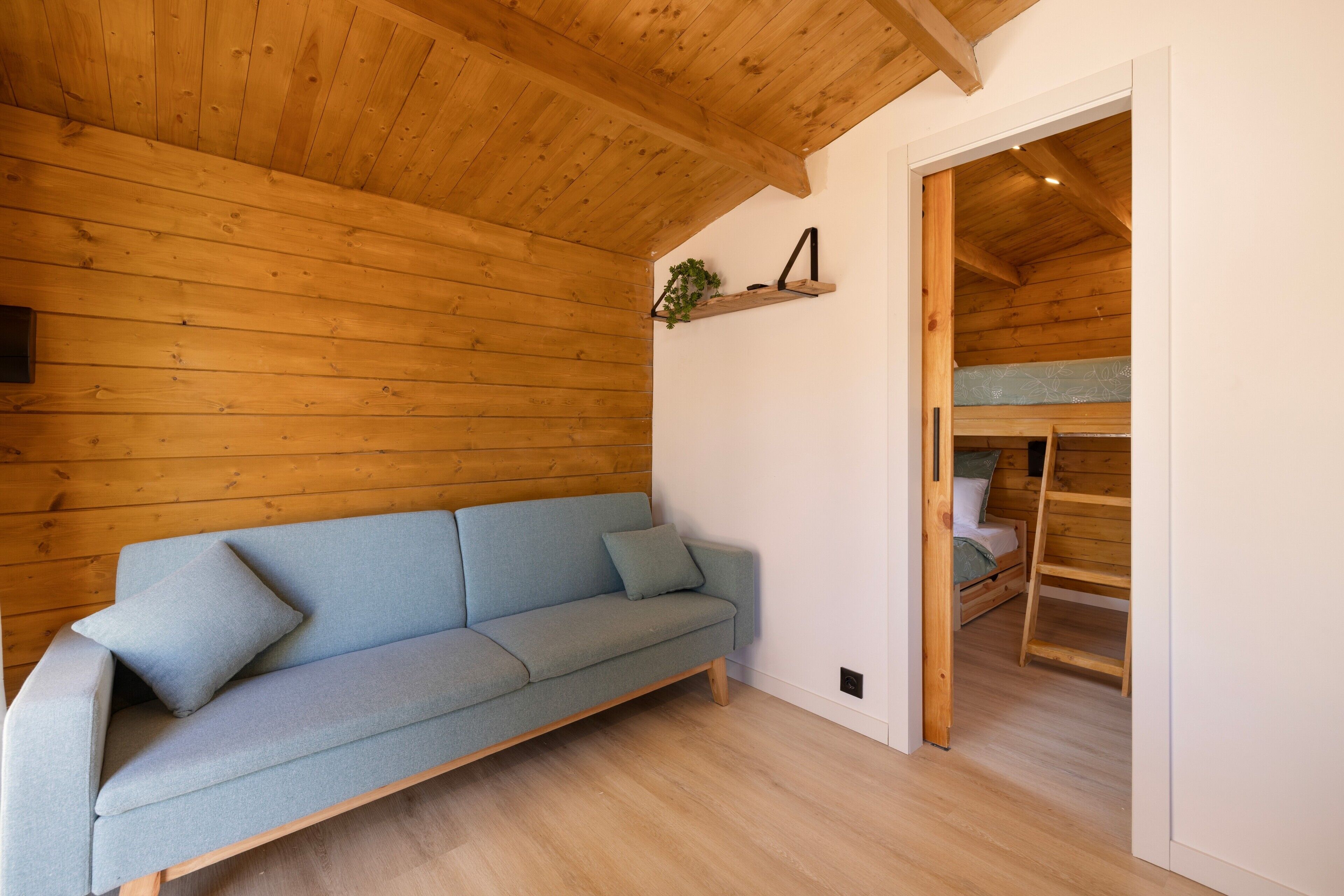 Bungalow Mit Privatem Pool, Wlan Und Klimaanlage - Cunit