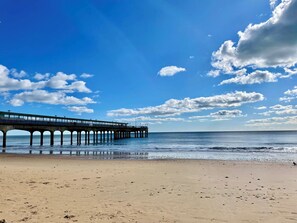 Beach - Boho Breeze - 1 bed apartment near the sea (Bournemouth)