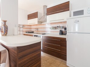 Private kitchen - "Casa Tea" direkt am Strand by Interhome (Privlaka)