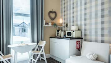 Classic Room, 1 Double Bed with Sofa bed, Ground Floor | Interior