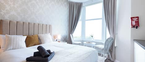 Habitación Confort, 1 cama matrimonial, para no fumadores, vista al mar | Wifi gratis