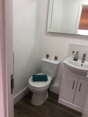 Room, Multiple Bedrooms, Patio | Bathroom - Room-cosy Comfortable Accommodation (Weston-super-Mare)