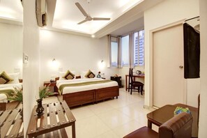 In-room safe, soundproofing, free WiFi, wheelchair access - Marks Hotel (Noida)