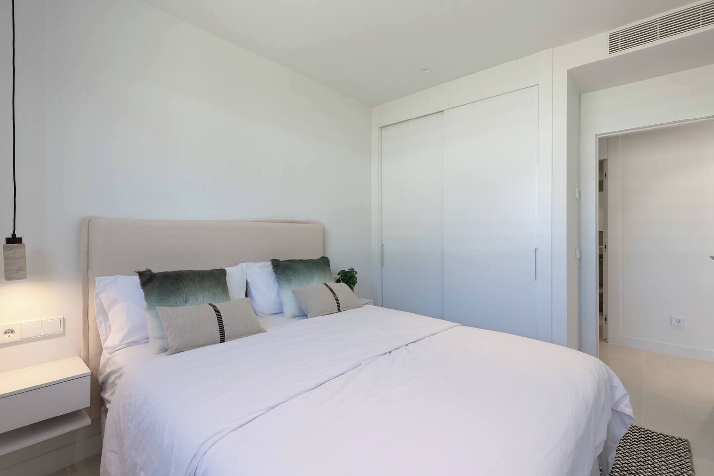 3 bedrooms, desk, iron/ironing board, travel cot