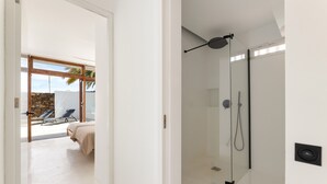 2 bedrooms, iron/ironing board, WiFi (free), bed sheets