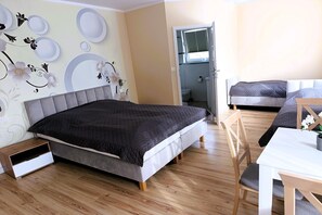 3 sovrum, strykjärn/strykbräda, resesäng och gratis wi-fi