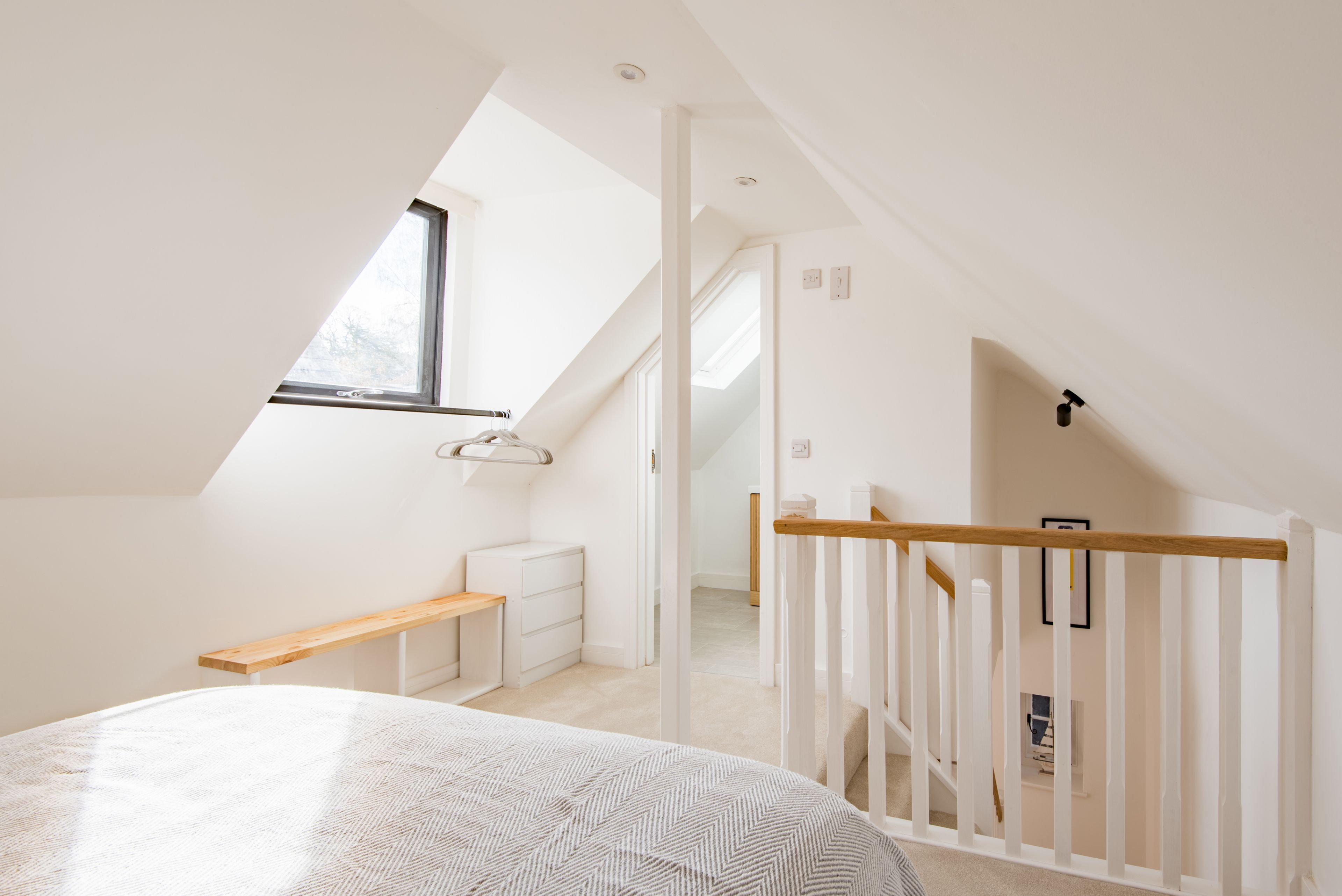 1 chambre, bureau, fer et planche à repasser, Wi-Fi