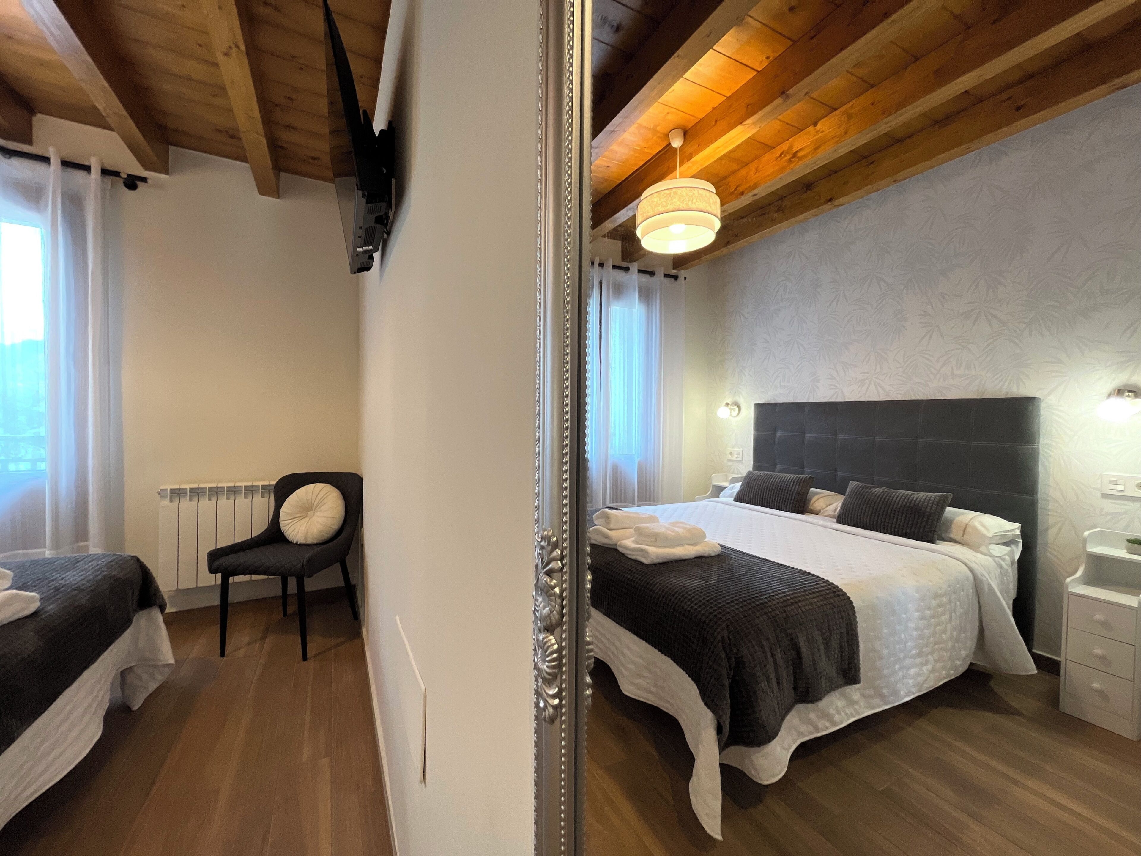 2 bedrooms, iron/ironing board, travel crib, WiFi (free)