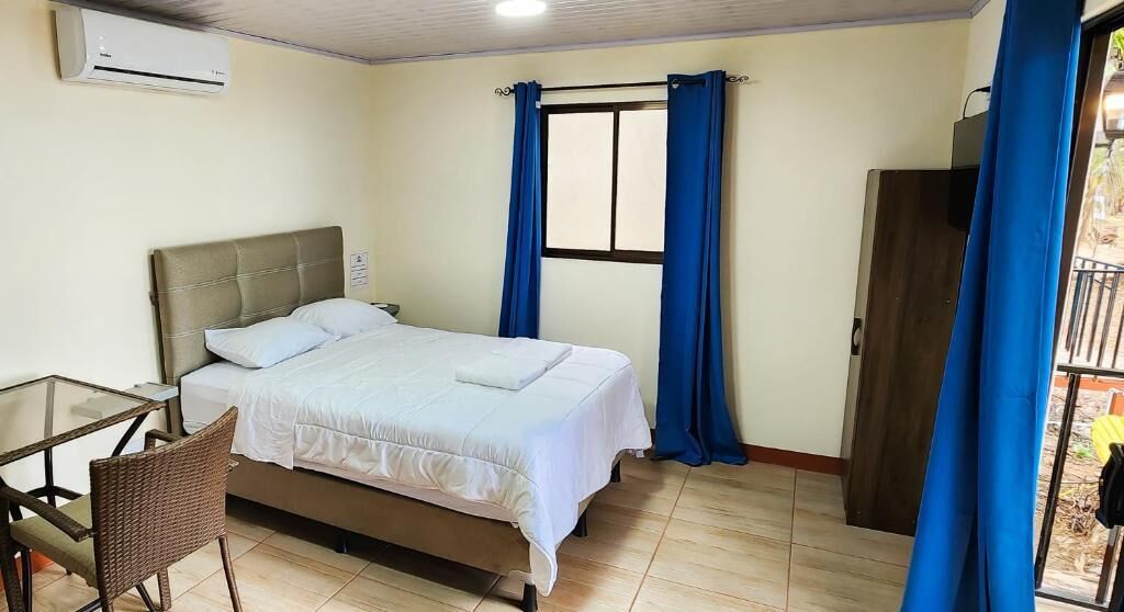 Departamento Confort, balcón, vista al mar