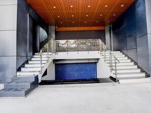 House | Reception - Collection O Hotel Evergreen (Faridabad)