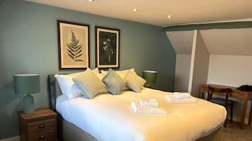 Premium Double Room | Bed sheets