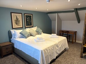 Room - Oak House (Axbridge)