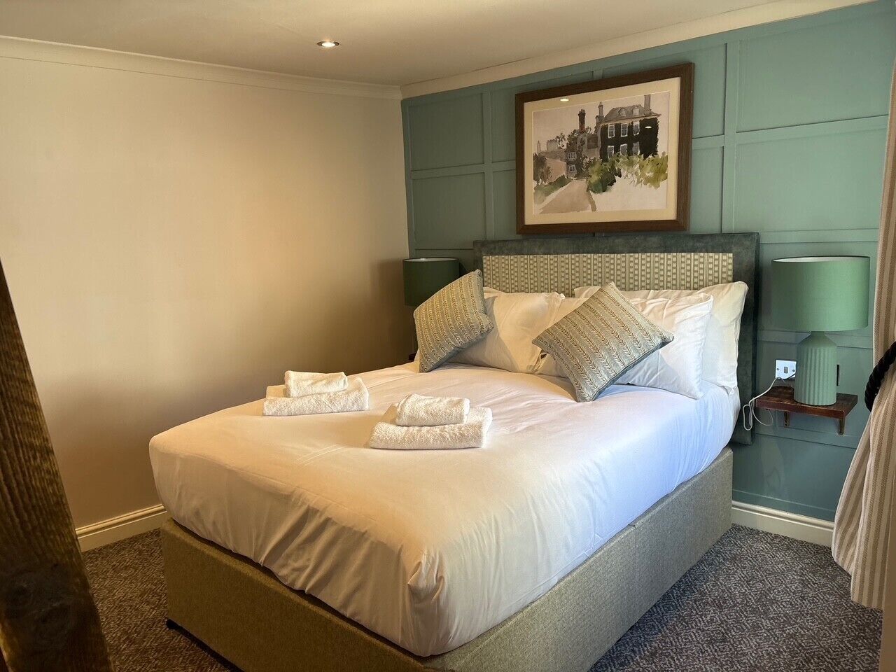 Standard Double Room | Bed sheets