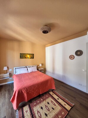 Room - Vrbo Property (Meina)