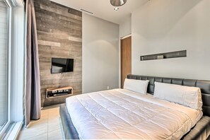 2 bedrooms, iron/ironing board, free WiFi, bed sheets