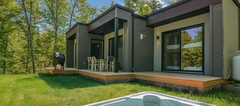 Bel Air Tremblant ANDORRA FAMILLE: 1 KING, 2 LITS SUPERPOSÉS, JACUZZI
