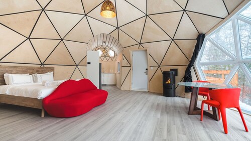 Bel Air Tremblant MICKEY DÔME : 1 LIT KING, JACUZZI ET SAUNA