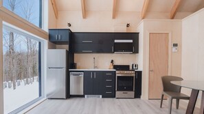 Fridge, microwave, oven