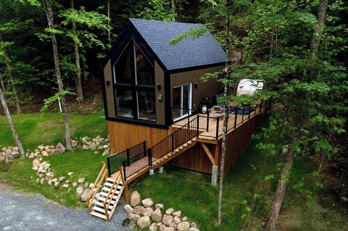 Bel Air Tremblant CALAFATE : 1 CHAMBRE, JACUZZI, SAUNA