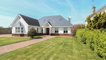 Cottage | Exterior