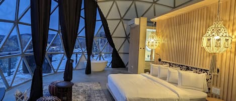 1 chambre, fer et planche à repasser, Wi-Fi gratuit, draps fournis