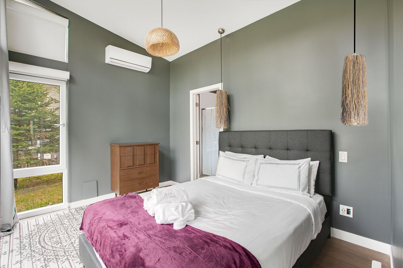 2 chambres, fer et planche à repasser, Wi-Fi gratuit, draps fournis