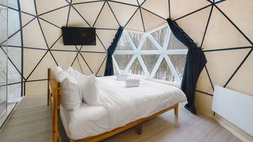 1 dormitorio, tabla de planchar con plancha, wifi gratis y ropa de cama