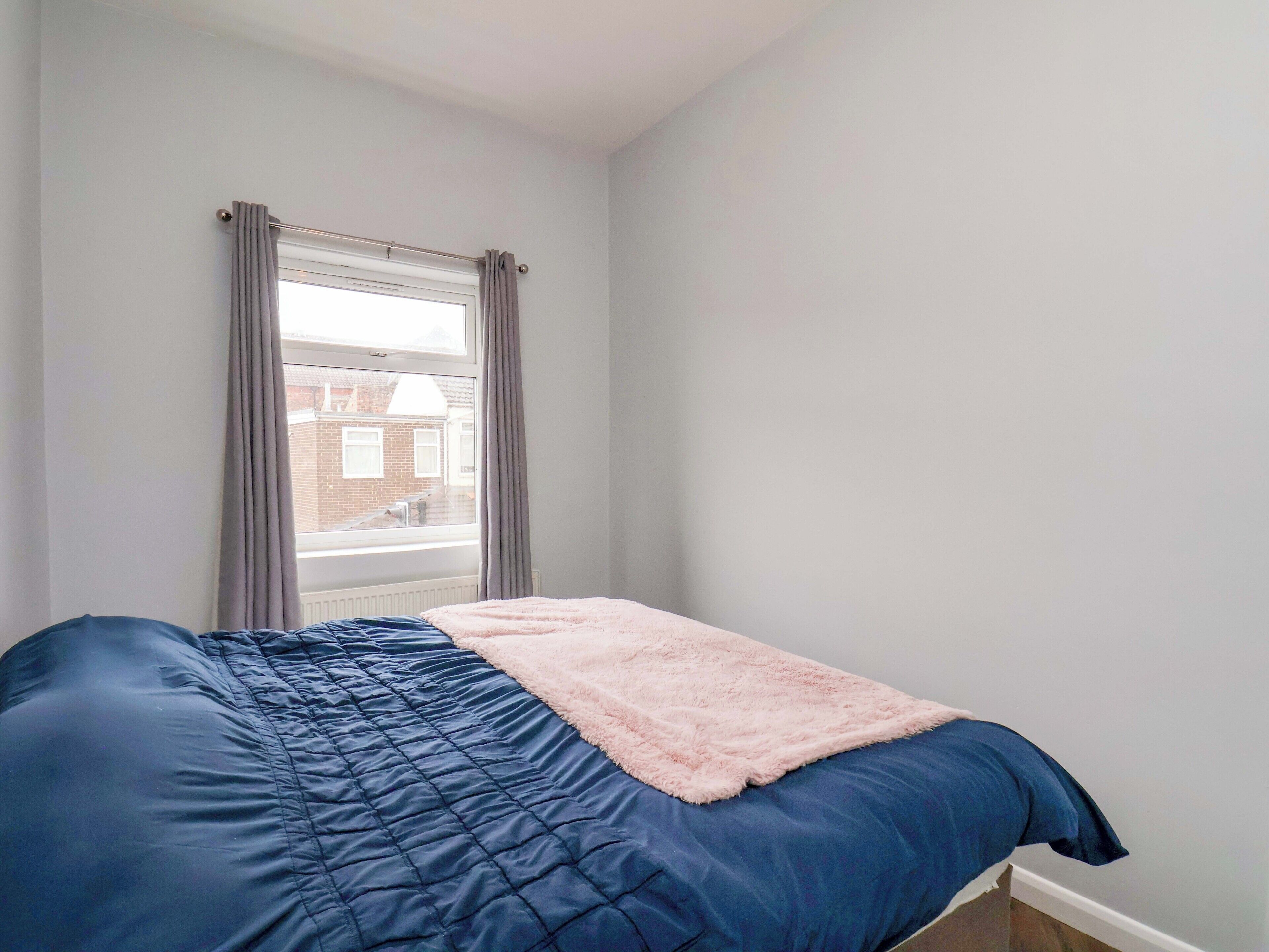 1 bedroom, individually decorated, individually furnished, free WiFi