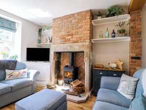 Living area - 7 Catcliffe Cottages (Bakewell)