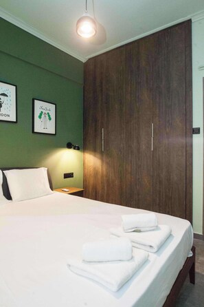 1 bedroom, desk, iron/ironing board, WiFi - Premium Designer Retreat in Central Athens Gizi (Athina)