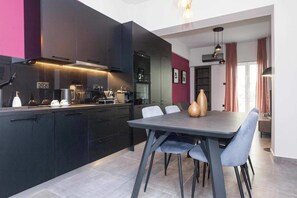 Fridge, microwave, oven, stovetop - Premium Designer Retreat in Central Athens Gizi (Athina)