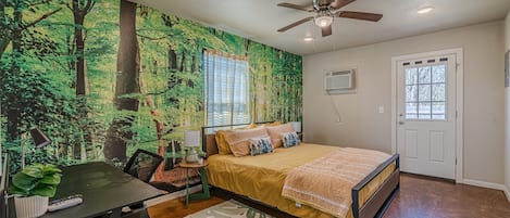 1 habitación, escritorio, wifi gratis y ropa de cama