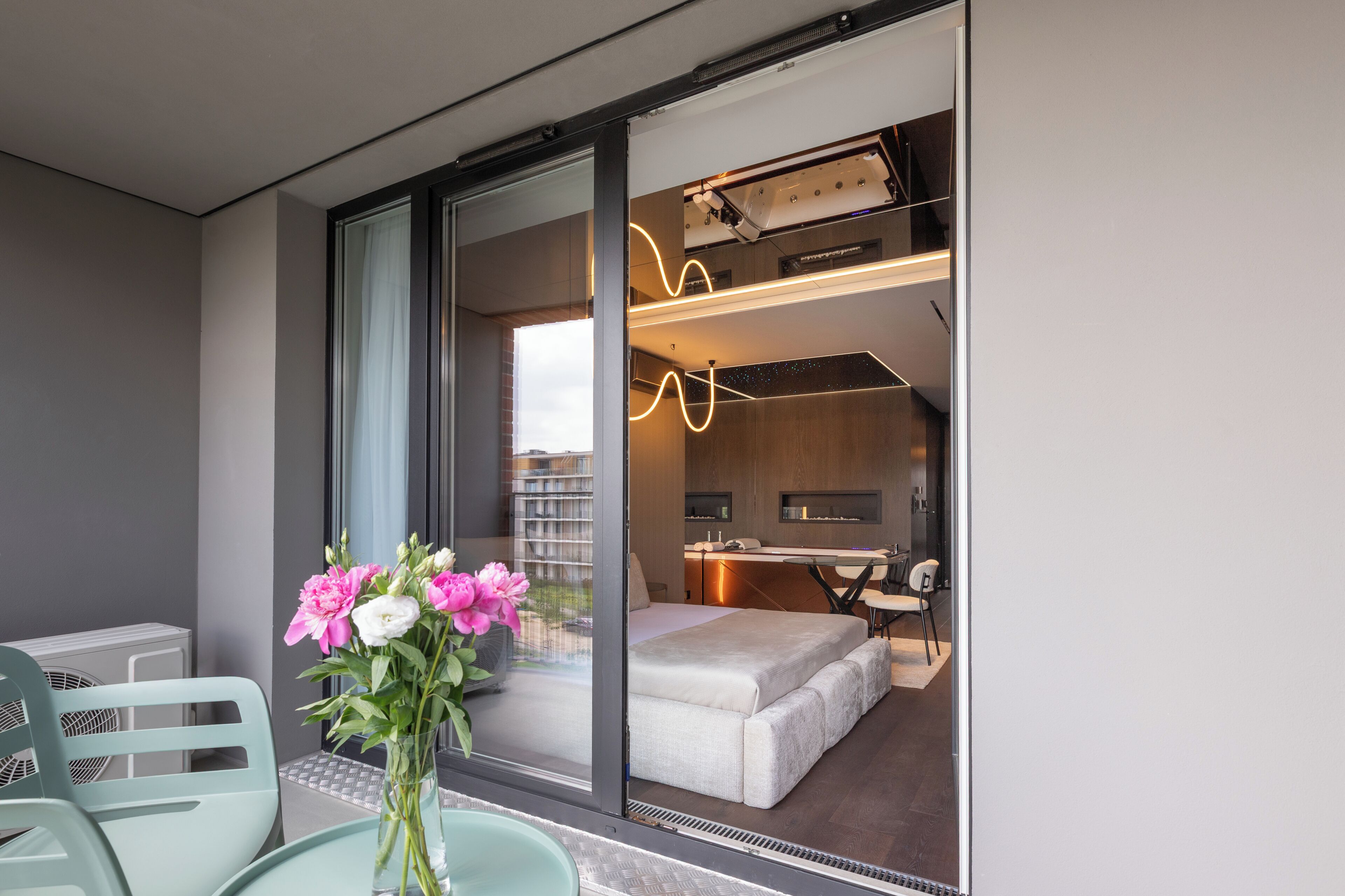 Apartamento (Jacuzzi) | Wifi gratis y ropa de cama