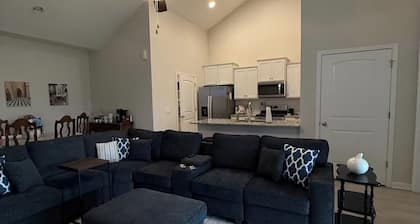 Wonderful 3-bedroom townhome with AC in charming Aiken