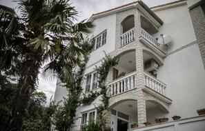 Exterior detail - Petra Sea View Apartment 2 (Kampor)