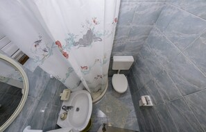 Shower, hair dryer, towels, toilet paper - Petra Sea View Apartment 3 (Kampor)