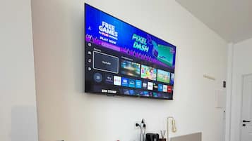 Luxury Double or Twin Room, Private Bathroom | Interior