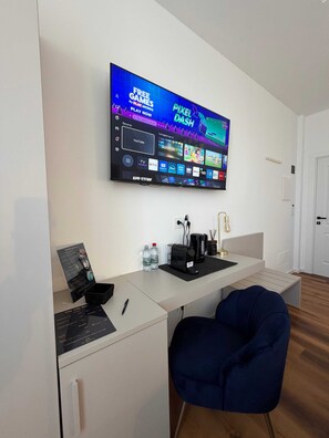 Luxury Double or Twin Room, Private Bathroom | Interior - The Silk Rooms B&B (Reggio Calabria)