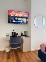 Superior Double or Twin Room, Private Bathroom | Interior