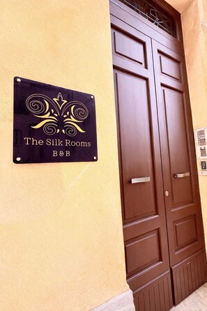 Exterior detail - The Silk Rooms B&B (Reggio Calabria)